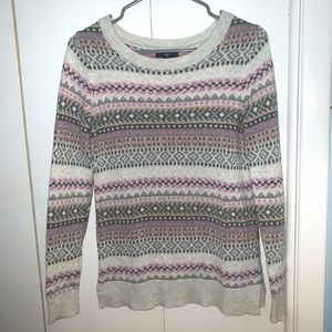 Crew neck patterned sweater